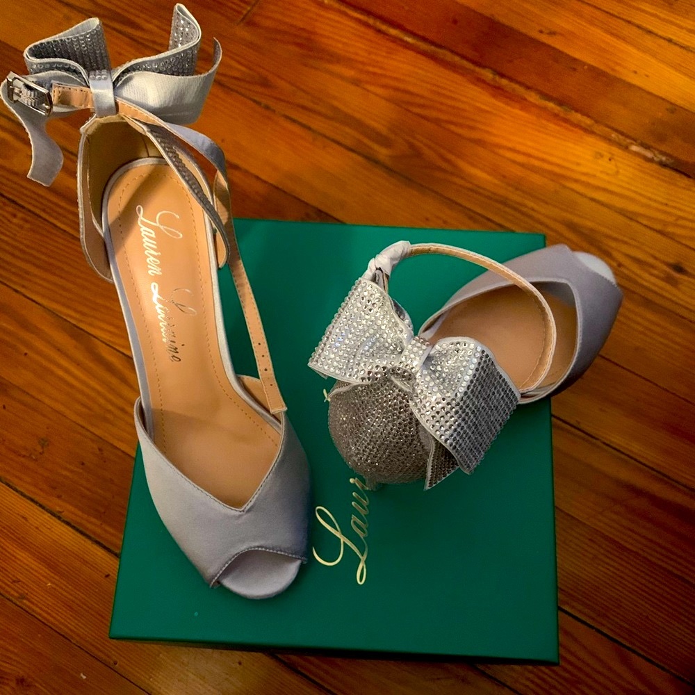 Brand New! Sparkling 👠